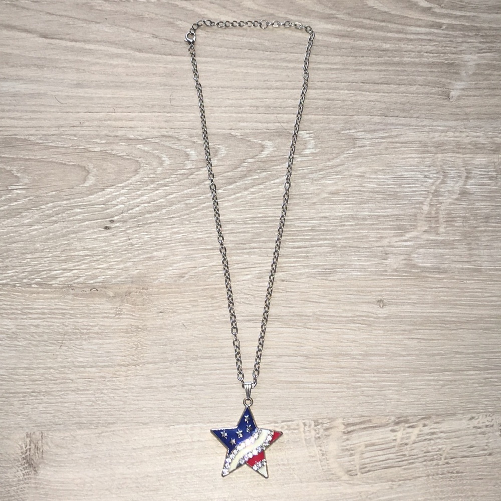 American flag necklace⭐️🇺🇸